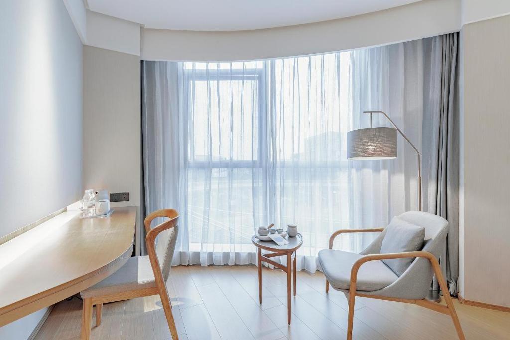 Hotel Ji Pudong Airport Zhuqiao 3*